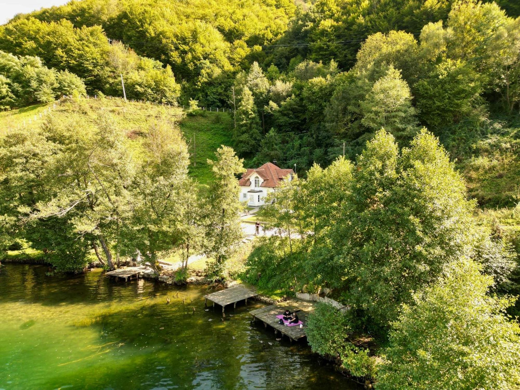 Cobras Plivsko Jezero, Jajceヴィラ エクステリア 写真